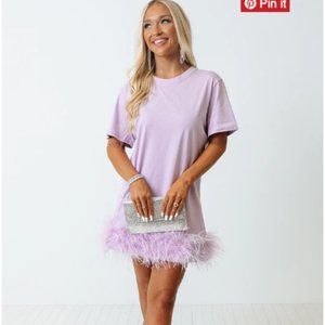 FEATHER T-SHIRT DRESS IN LAVENDER